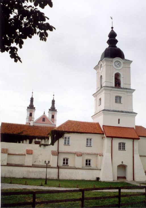 Klasztor nad jeziorem Wigry