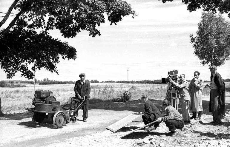 Budowa drogi Suwaki - Szypliszki, 1955 r.